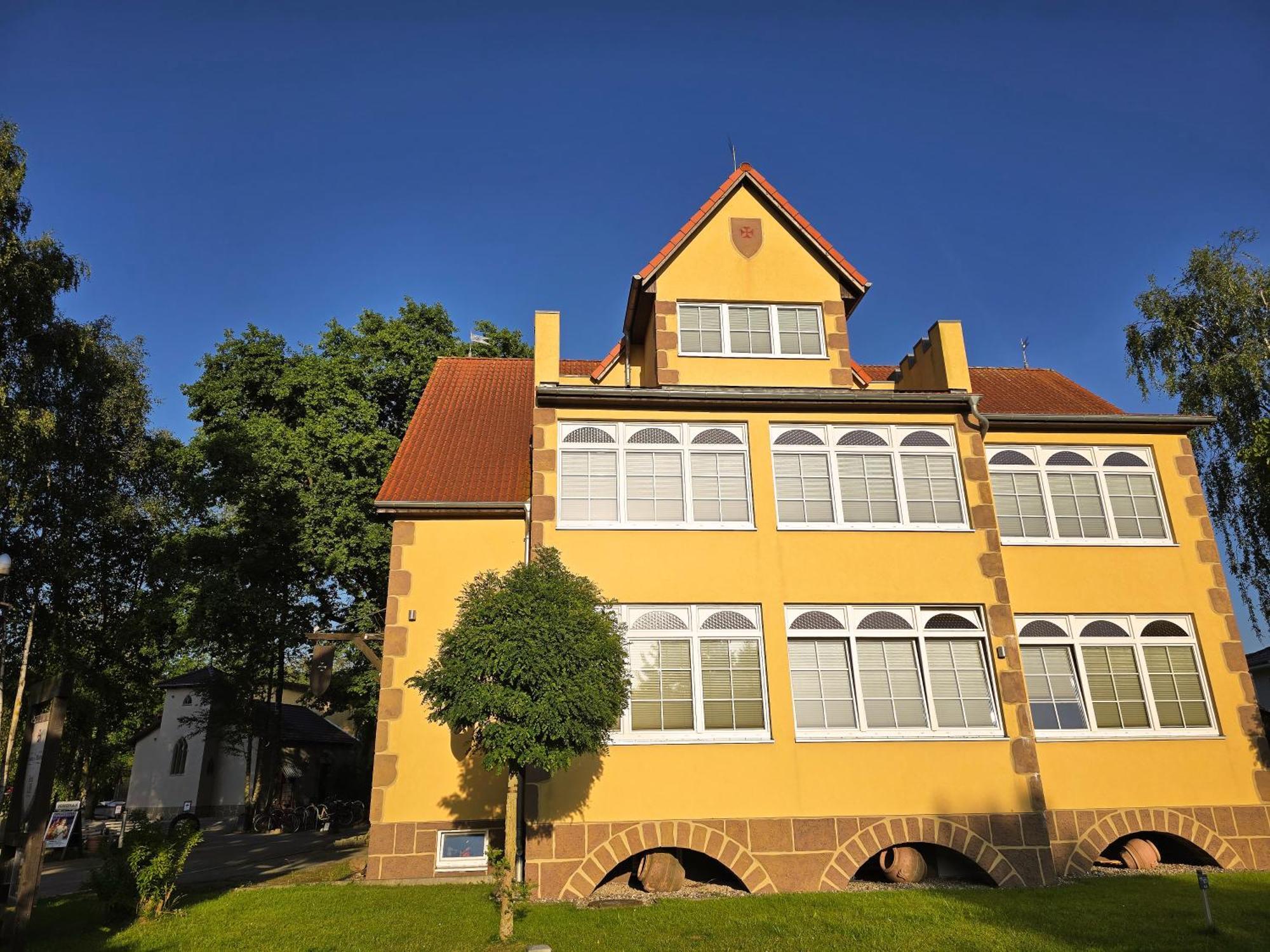 Ostsee-Rittergut-Ruegen Mit Binzhotel & Ordenskapelle & Romantikgut エクステリア 写真