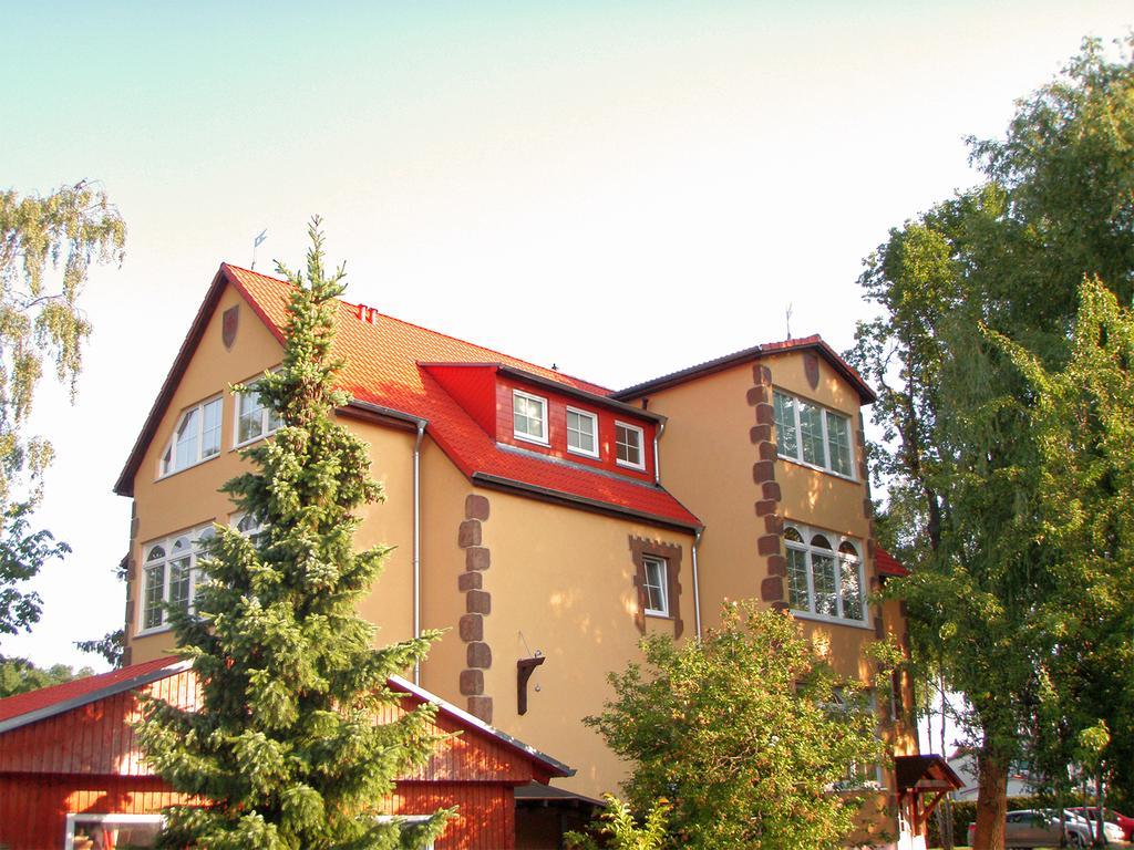 Ostsee-Rittergut-Ruegen Mit Binzhotel & Ordenskapelle & Romantikgut エクステリア 写真
